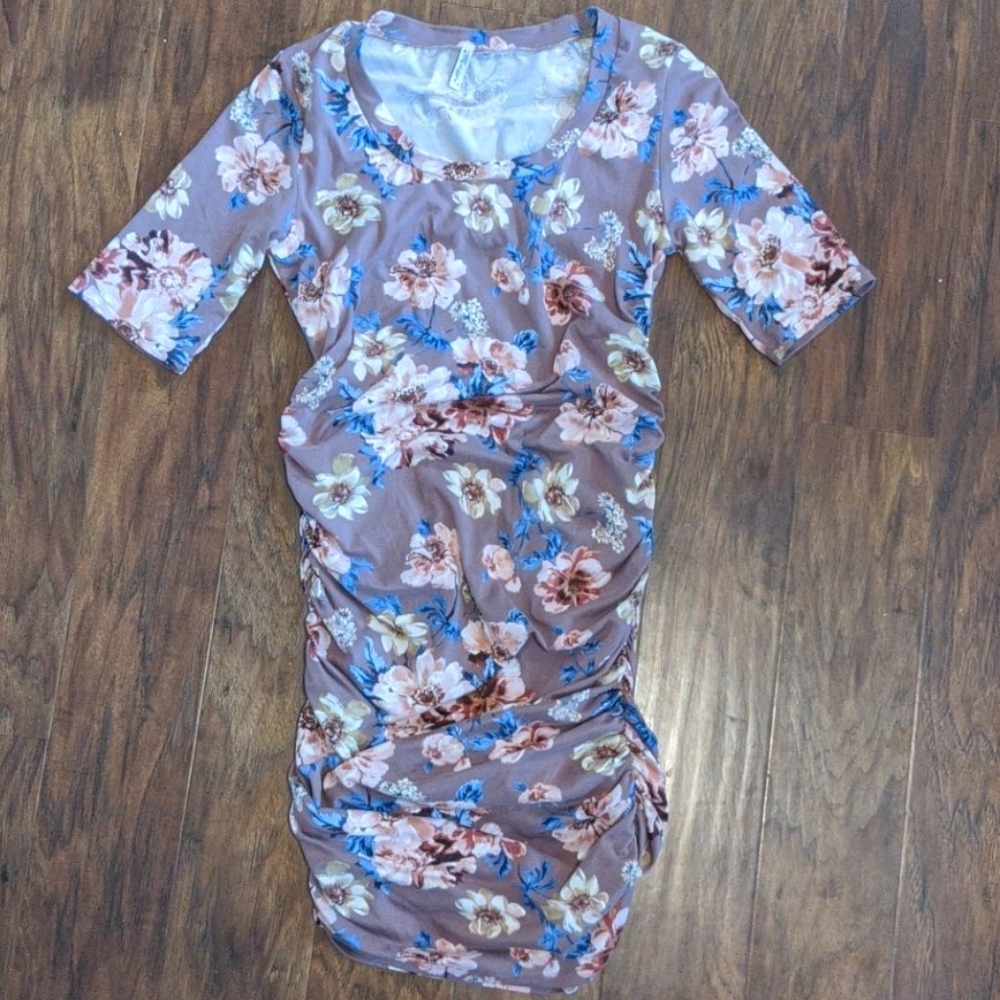 Mother Bee Ruched Maternity Dress